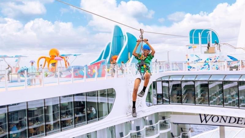 11 reasons why a cruise is better than a hotel or why people love cruises so much